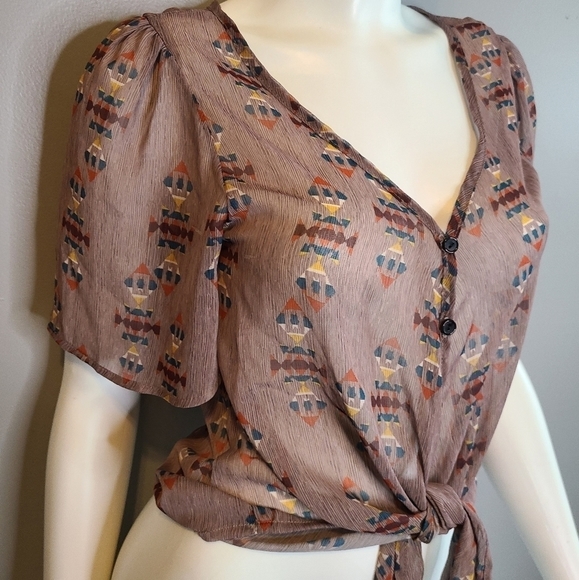 WITH TAGS PACSUN Aztec Print Tie Front Top - Picture 6 of 8